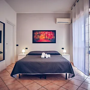 Pensión Travelershome 7metri, Ciampino